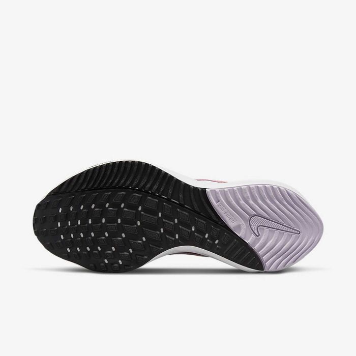 Nike Air Zoom Vomero 16