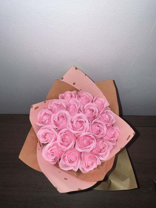 Buchet trandafiri din săpun – Cadoul perfect pentru orice ocazie!