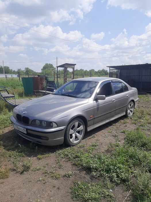 Продам БМВ е39 530i