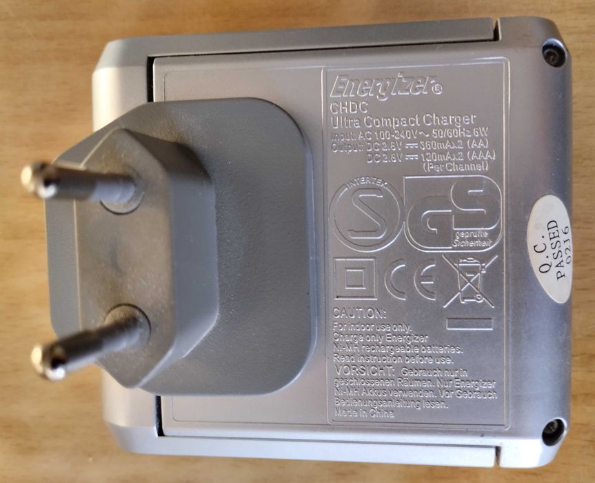 Зарядное устройство Energizer CHDC