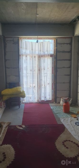 3 honila kvartira sotiladi