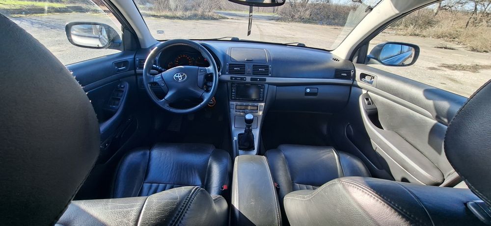 Тойота авенсис 2.0 126кс.2008г