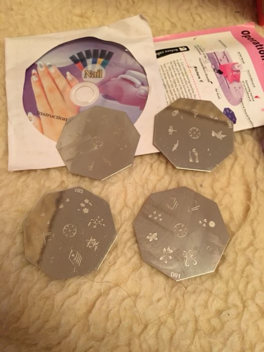 Trusa de pictura unghii