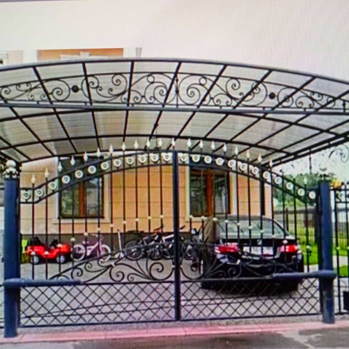 Оградки на кладбище