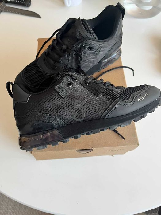 Маратoнки CRUYFF  номер 40