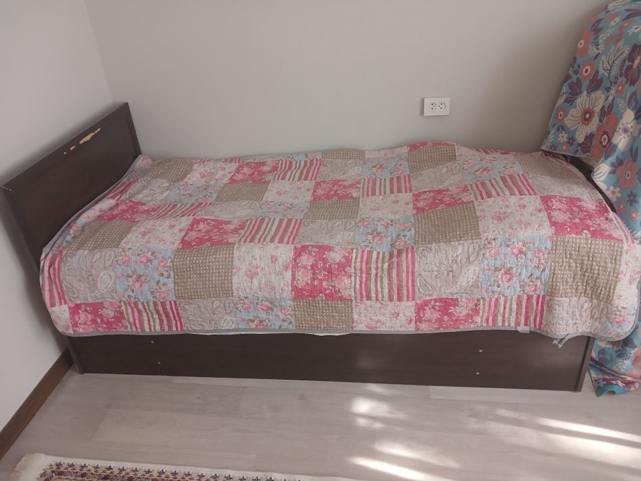 Продам шкаф и кровать