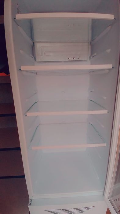 Холодильник ветринный