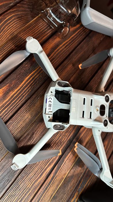 Дрон DJI Mini 4 Pro Fly More Combo + RC 2