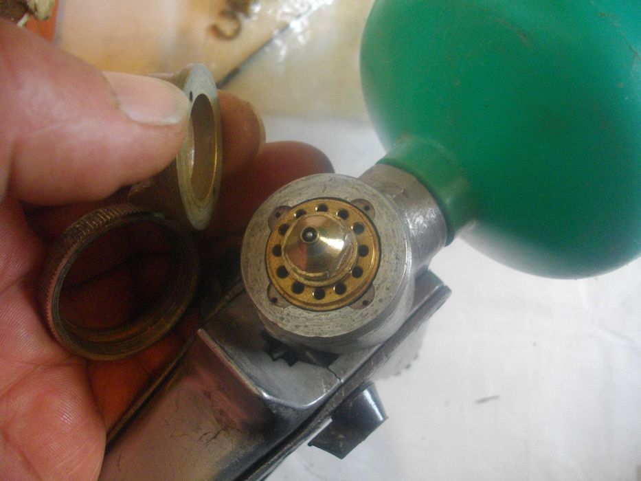 Нов български Соц НРБ пневматичен бояджийски пистолет  ПБ-0,7 и ПБ-0,5