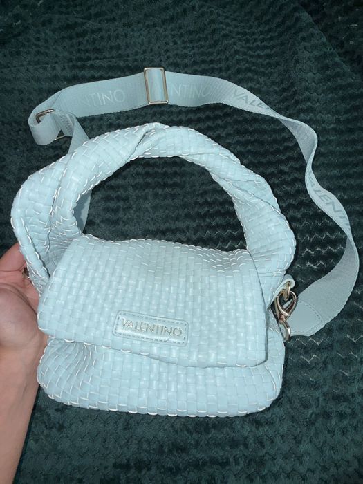Нова чанта Valentino