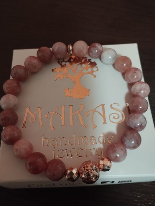 Дамска гривна -Makasi- слънчев камък.