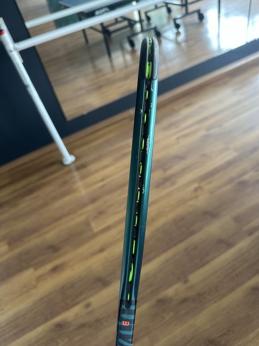 Тенис ракета Wilson Blade v9 305 гр 2 бр
