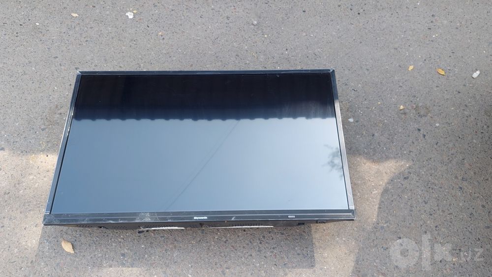 Skyworth Smart TV 32