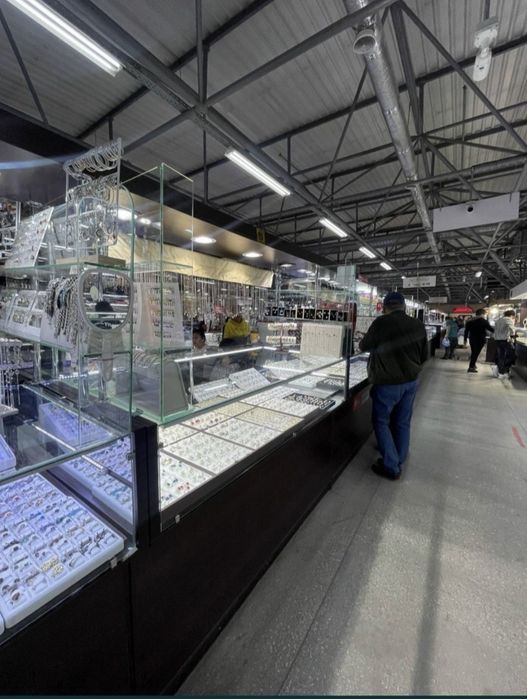 Продам место в золотом павильоне