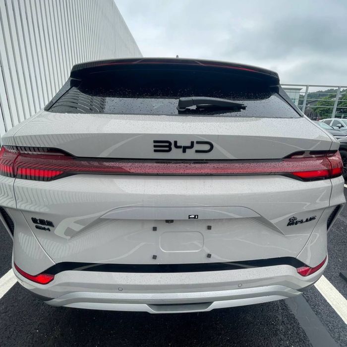 Комплект накладок на эмблемы BYD Champion 2025