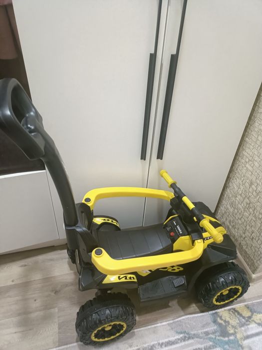 Толокар детская машина