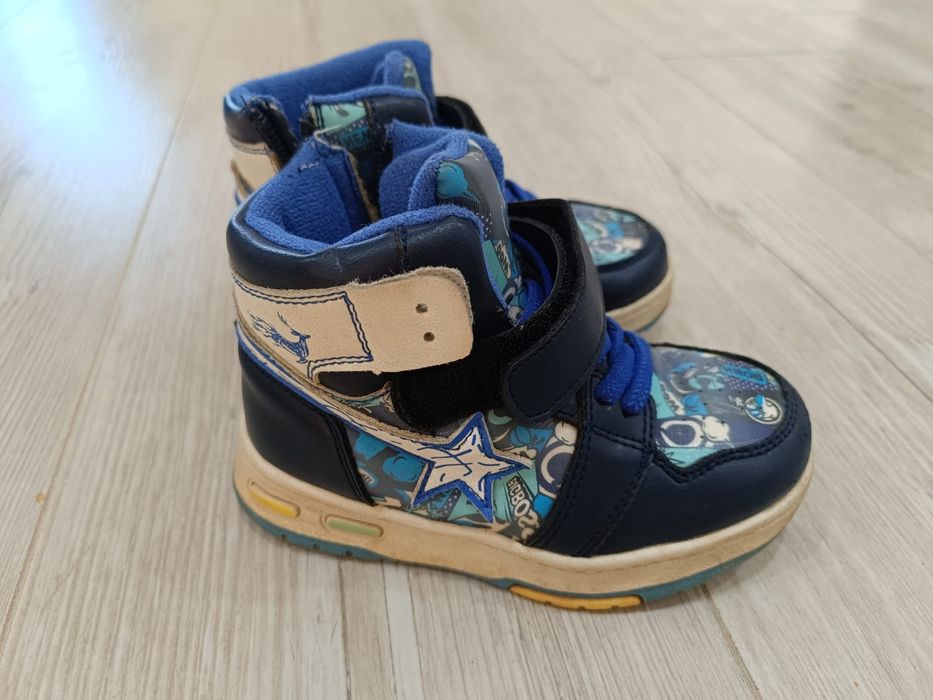 Детская обувь осенняя