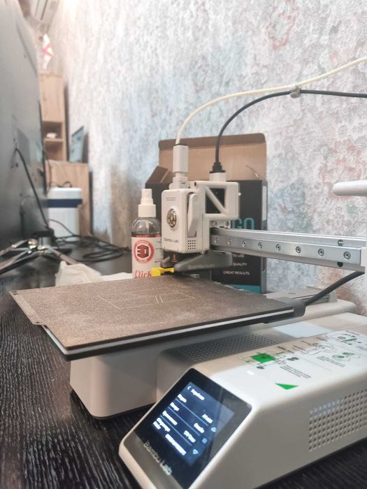 Bambu lab a1 mini полностью рабочий 3д принтер печатает на отлично