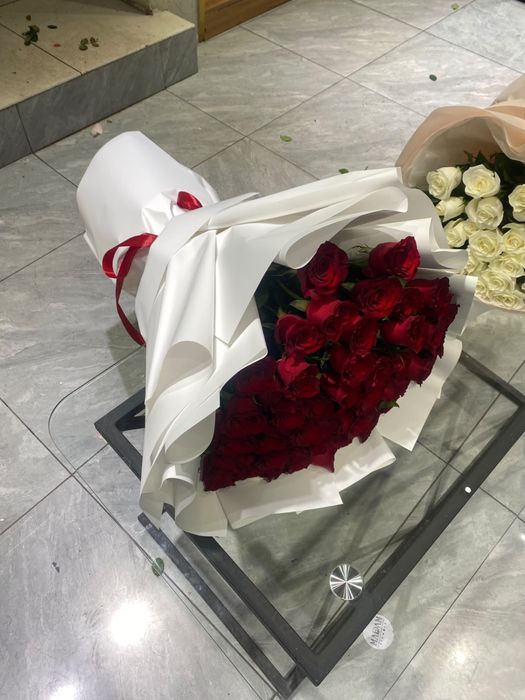 Гүлдер сатылады!