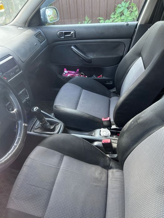 Volkswagen Golf 2003 diesel, 862 € — imagine 5
