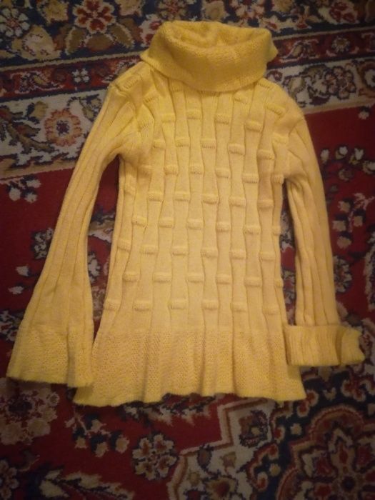 Продам кофты женские