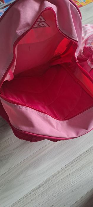 Раница и чанта през рамо