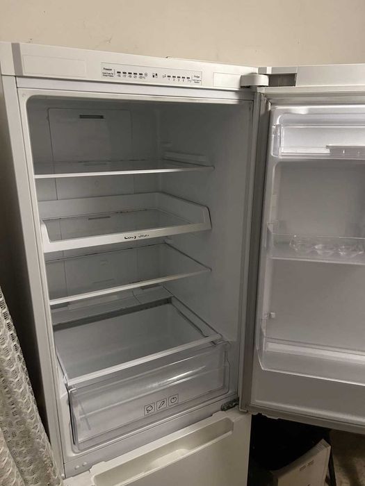 Samsung Хладилник с фризер