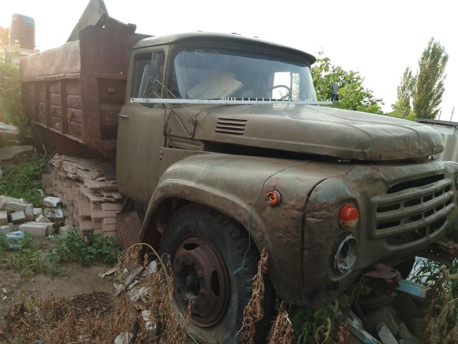 Продам Зил 130 на запчастия