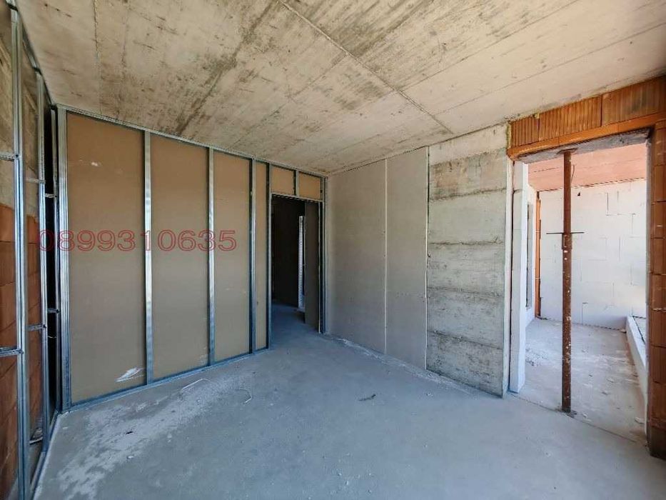 Продава се Двустаен апартамент в Варна, Младост 1 - 64 кв.м за 1048 €/кв.м - Снимка #9