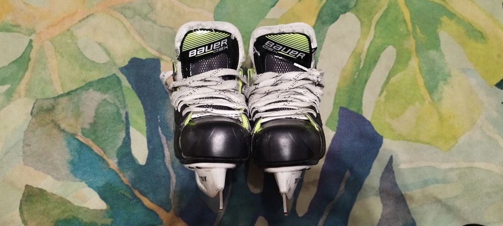 Коньки хоккейные для вратаря