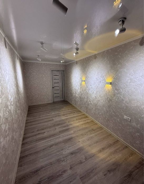 Новомосковская 2/2/5 ЕВРО балкон-2/6 Кирпич 52квм