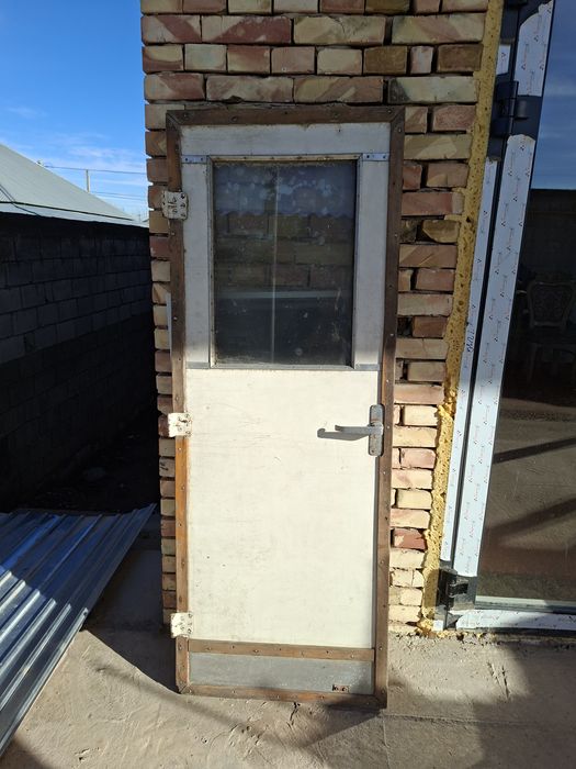 Продам советскую вагонную дверь