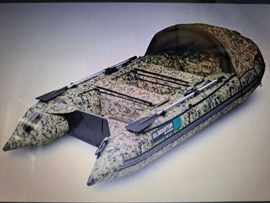 Лодка ПВХ GLADIATOR 330 комуфляж