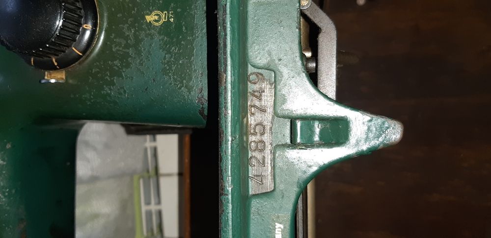 Шевна машина Naumann