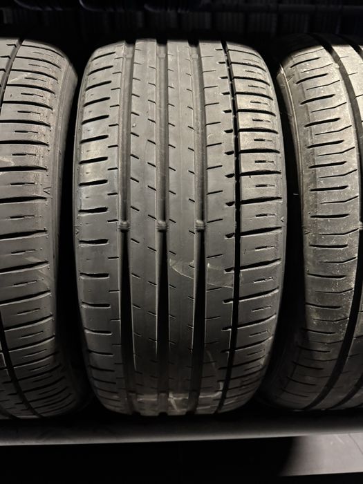 Anvelope 225/45/17 Falken