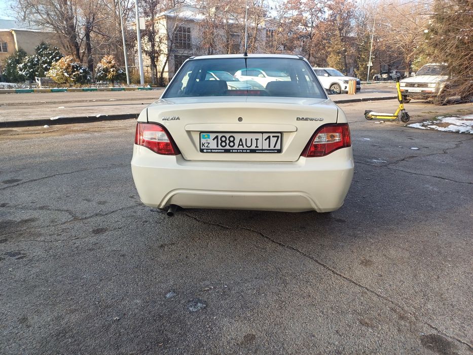 Нексия 2 2012 года