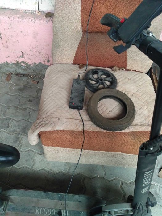 Продам электро самокат кцго м4