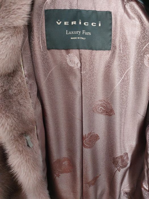 Продам норковую шубу