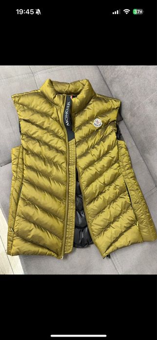 Vesta moncler verde mustar