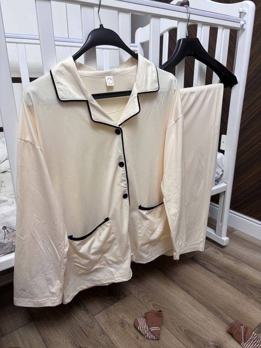 Пижамы, домашняя одежда