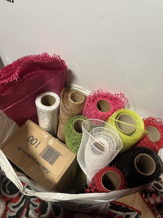 Se vinde lot de ambalaje florale