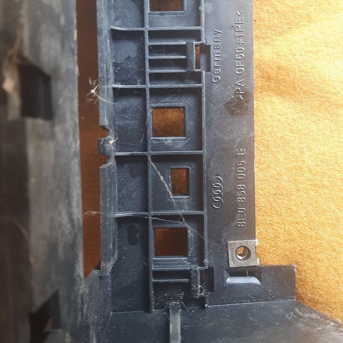 Здравейте продавам оригинални части