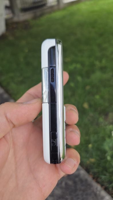 Nokia 6233 Telefon cu Butoane + Accesori