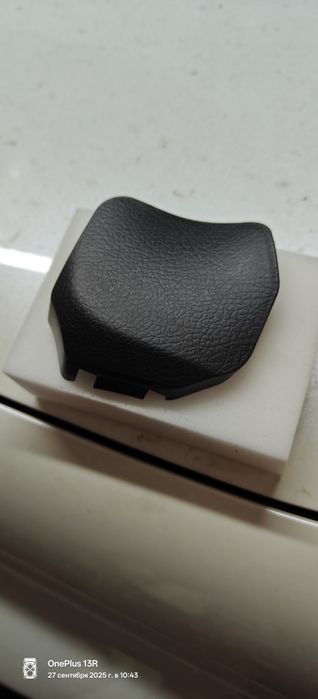 Молдинг капота оригинал Прадо 150