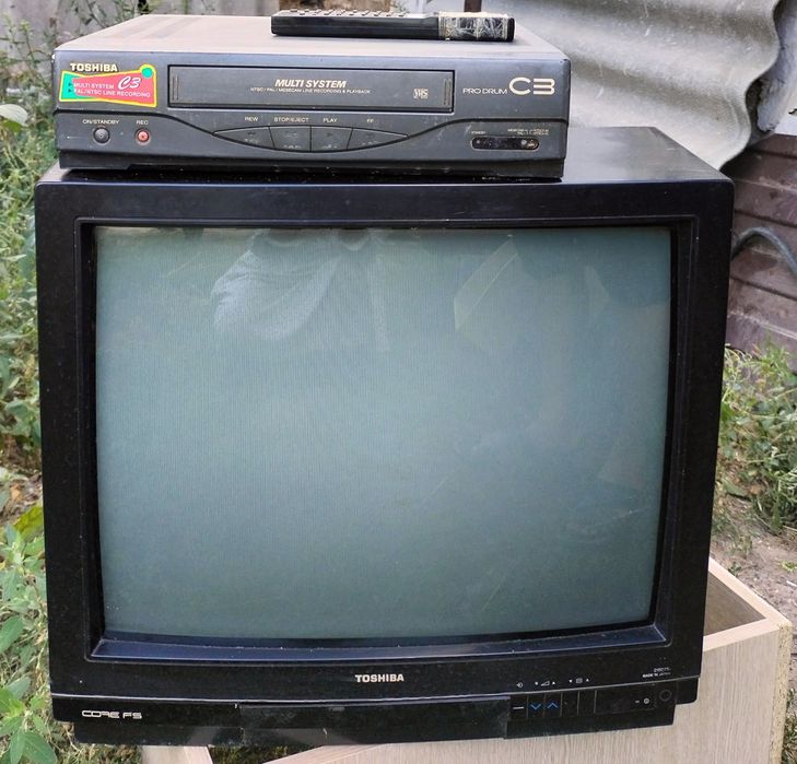 Продам телевизоры и видеомагнитофон, DVD player