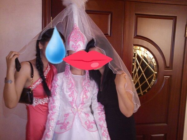 Нац.платья на узату