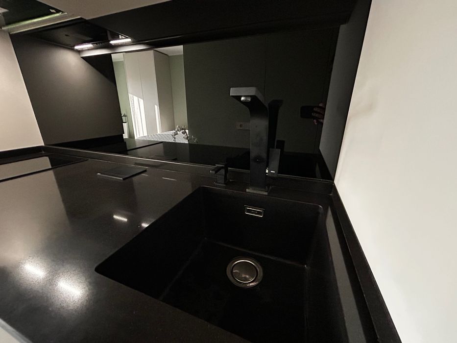 Продава се Едностаен апартамент в София, Левски - 73 кв.м за 2377 €/кв.м - Снимка #18