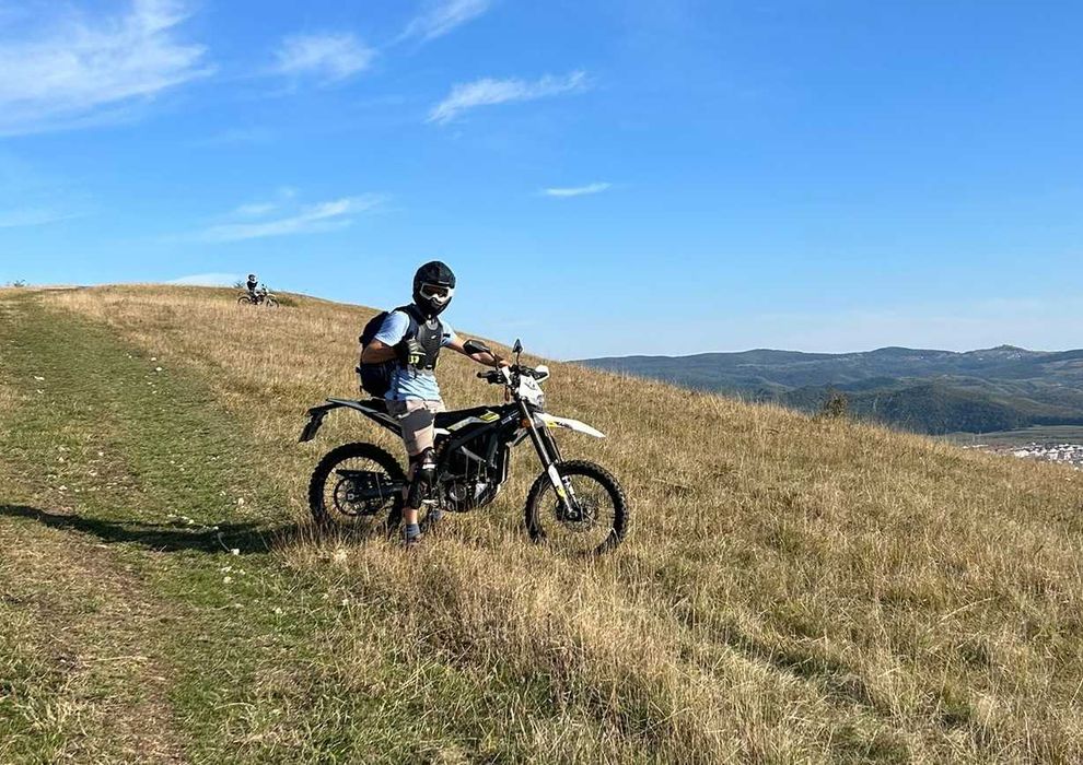 Sur Ron Ultra Bee ROAD LEGAL Inmatriculata (NU FAC SCHIMB!)