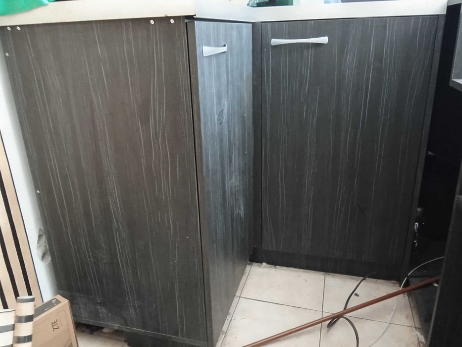 Търговско оборудване за магазин за алкохол и цигари-1500 лв.