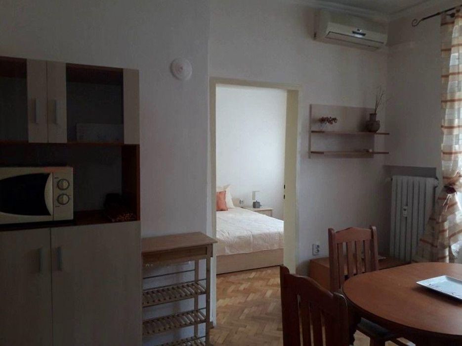 Дава се под наем Тристаен апартамент в София, Център - 70 кв.м за 846.6 € - Снимка #4